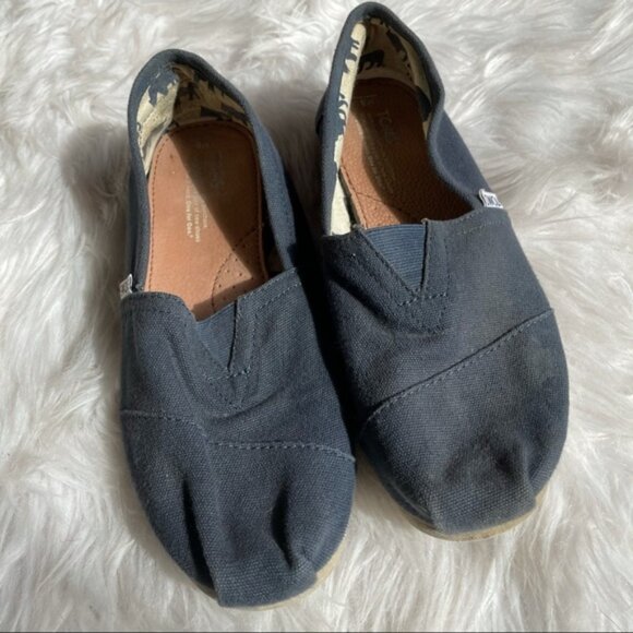 Toms | Navy Alpargata Canvas Classics | Size 8 M - Picture 3 of 6